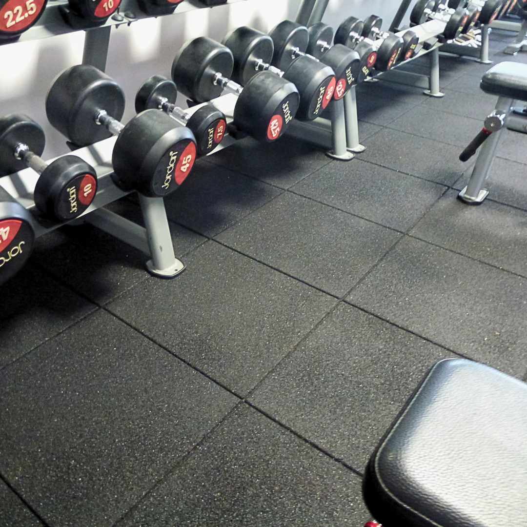 Pavimentazione ECO-GYM in gomma riciclata ideale per palestre polifunzionali