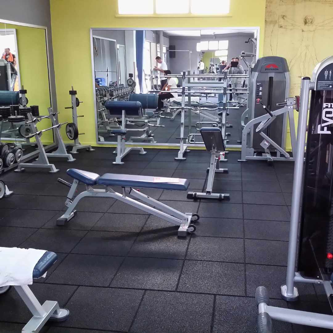 Pavimentazione ECO-GYM in gomma riciclata ideale per palestre polifunzionali